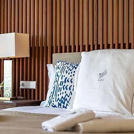 Eagle Hotel 4*